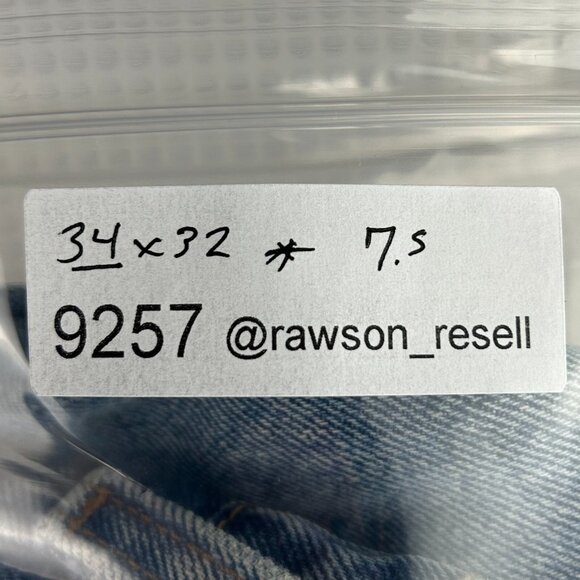 Levi's 550 Vintage Blue Jeans Sz 34x32 USA Made Relaxed Fit Light 90s Distressed - Picture 9 of 9